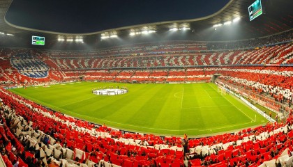 九游娱乐网站-拉齐奥精准传导掌握中场控制权，拉齐奥的传奇球员