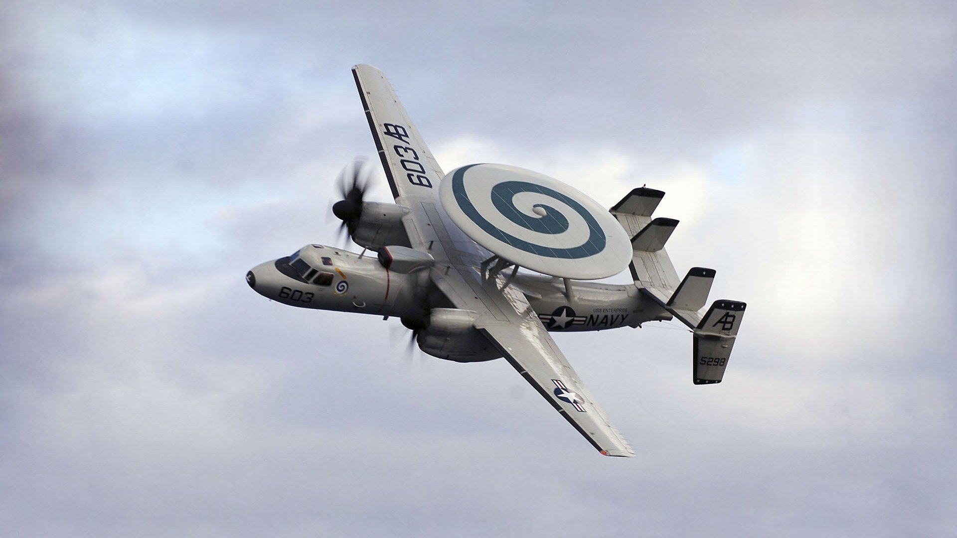 九游sports-未来篮球：多媒体互动带来前所未有的观赛体验，未来篮球场图片