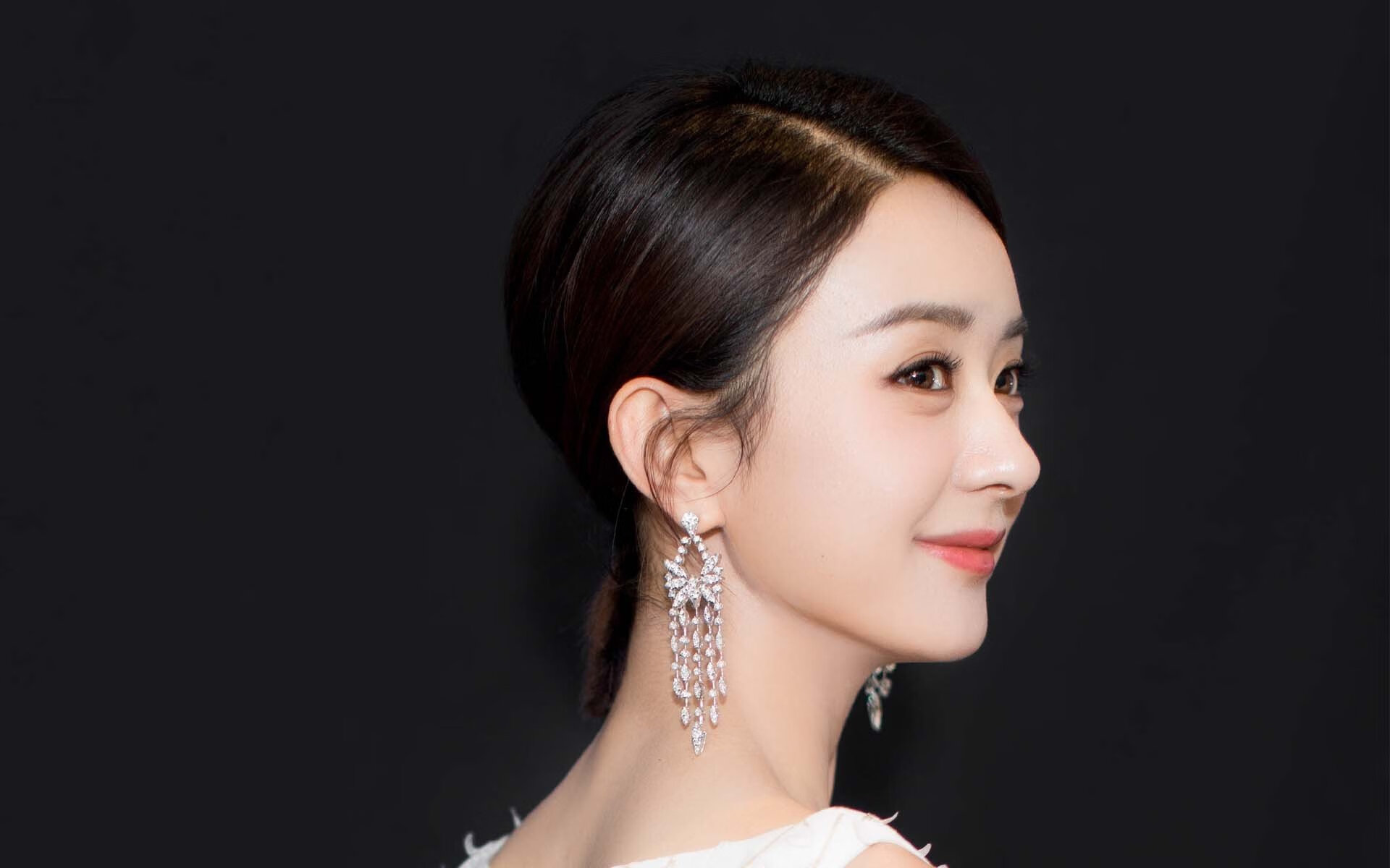 九游-欧洲各国豪门强强对抗，谁将成为赛场的霸主？，欧洲豪门排行榜