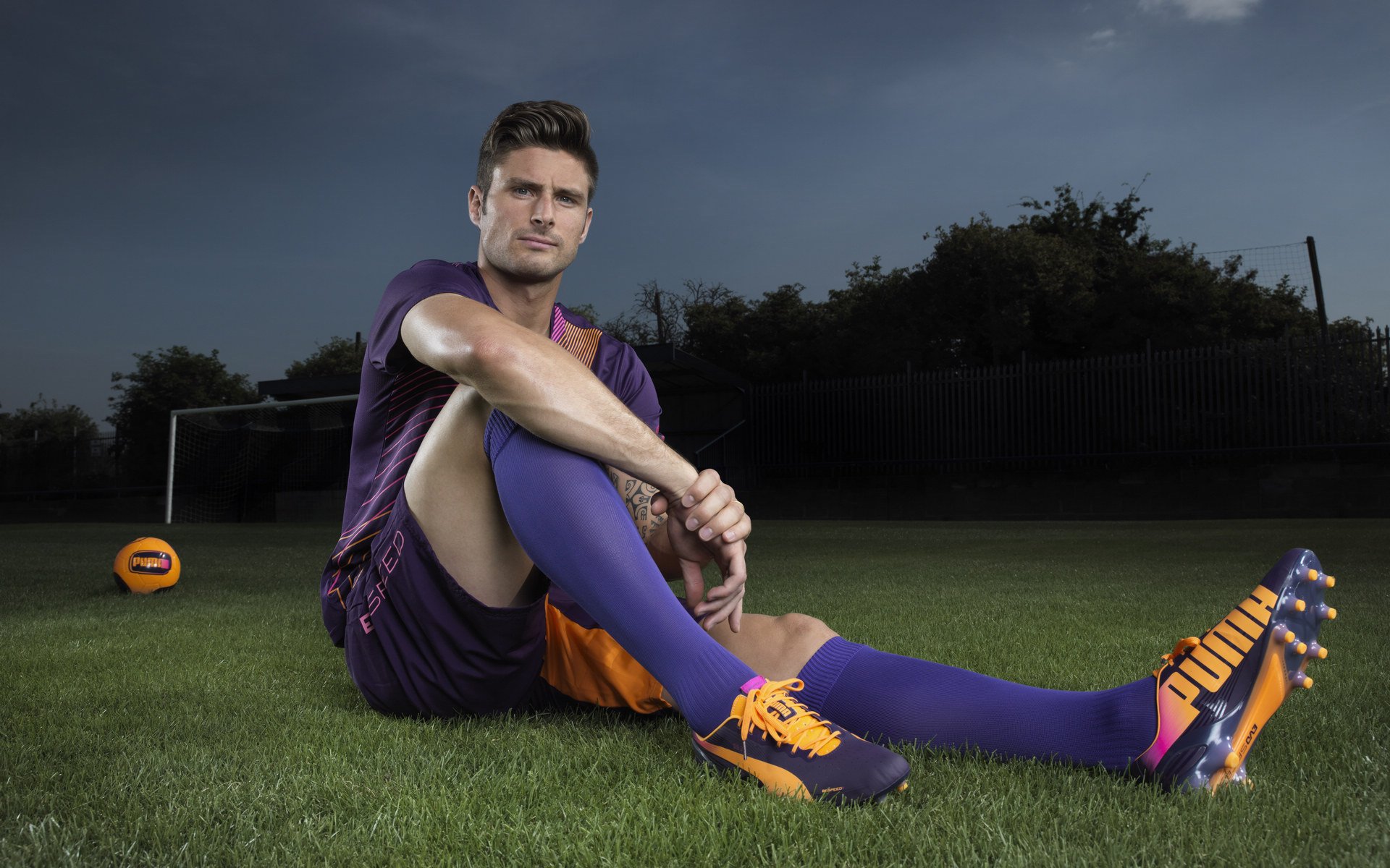 九游网页版官网入口-非洲球员连续进球，成为球队最佳射手，非洲著名球星