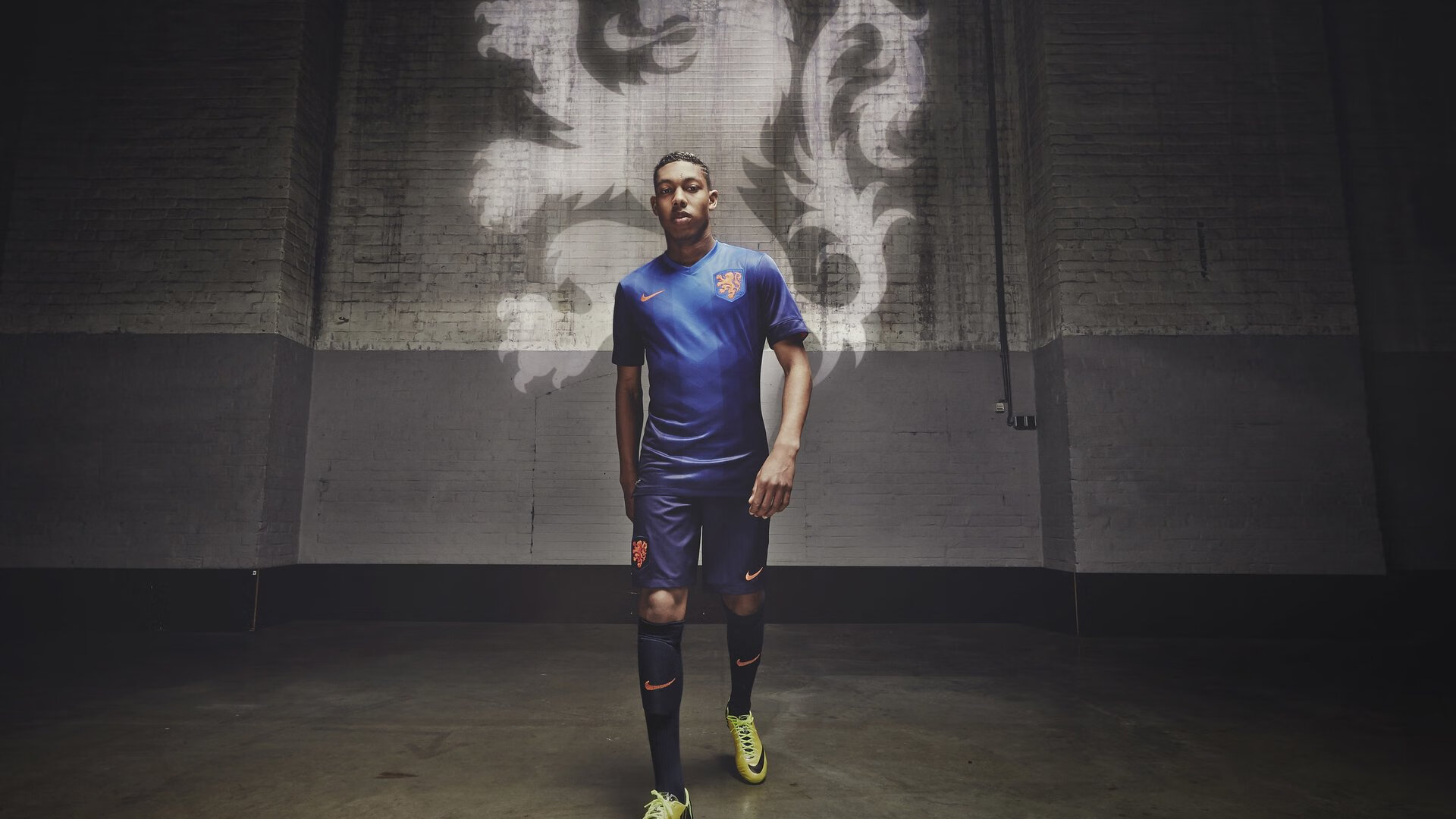 西甲裁判团队引入语义干预机制减少VAR误判分歧，西甲主裁判名单